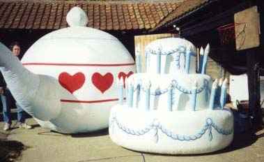 Tea Pot and Cake